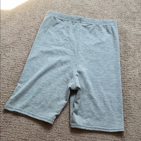 ❌SOLD❌ NWT Heather Grey Biker Shorts - Picture 5 of 7